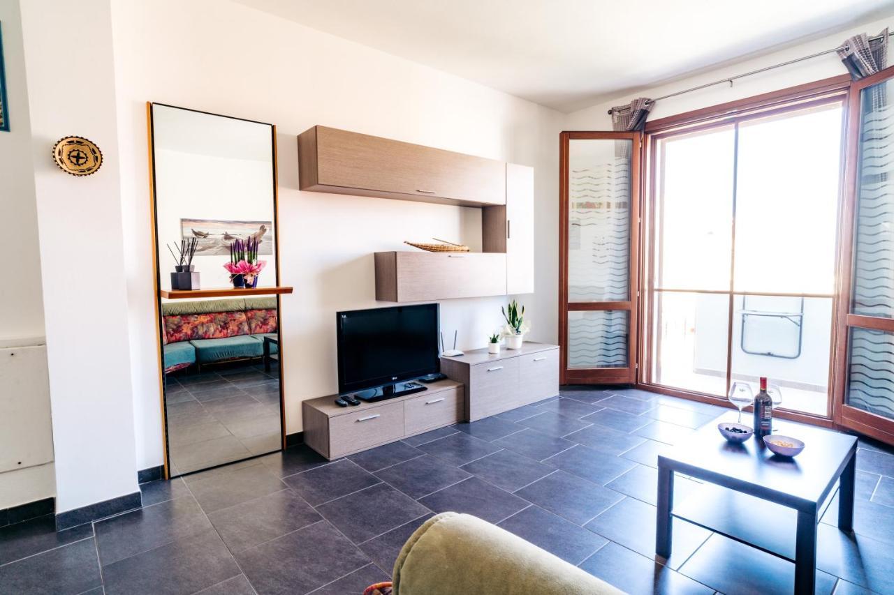 La Senyera Apartment Alghero Bagian luar foto