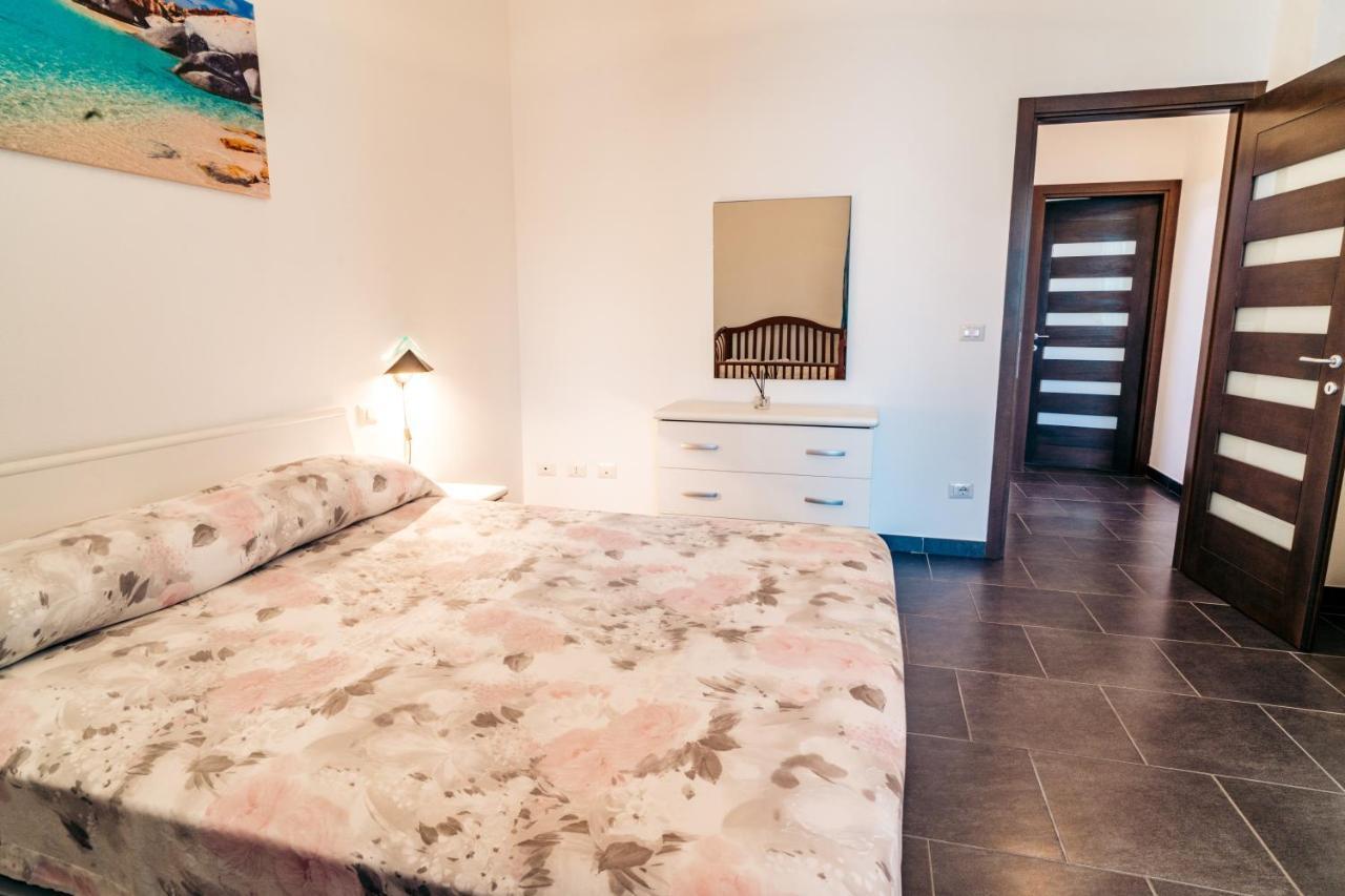 La Senyera Apartment Alghero Bagian luar foto